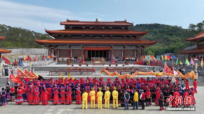 广西民众祭祀壮族人文始祖 传承文脉促进民族交融