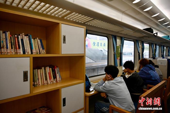 书香传无界、墨香能致远  重图织就“海陆空”普惠阅读服务网