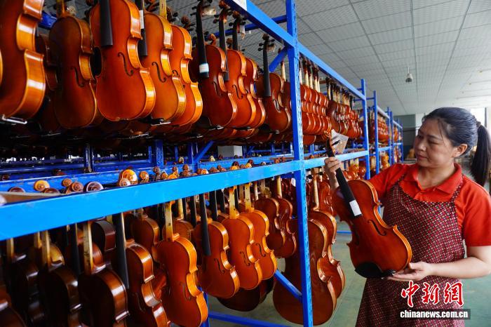 （走进中国乡村）“提琴之乡”河南确山：一把提琴韵动世界