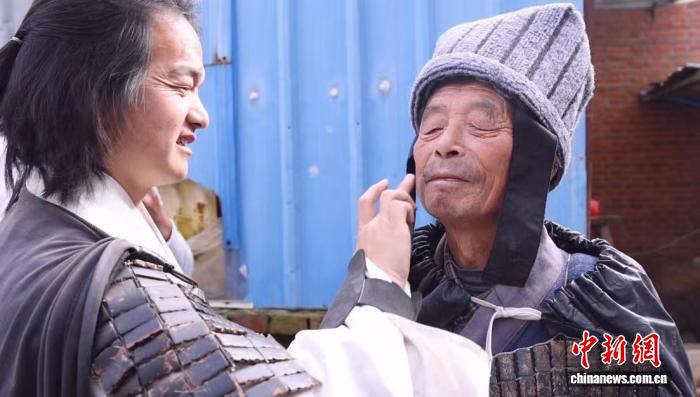 （走进中国乡村）“土味三国”出