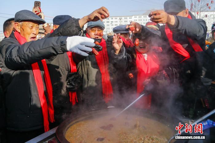 （新春走基层）高原“小北京”年味浓