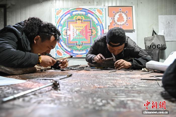 一锤一凿 西藏非遗匠人守传承