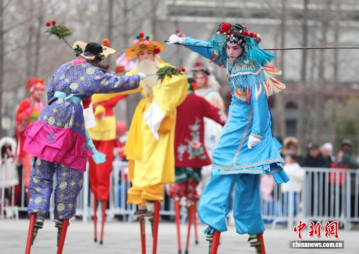 高手过招亮绝活 京津冀民间花会齐聚津门闹元宵