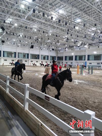 江苏泰州市对口支援伊犁昭苏县 