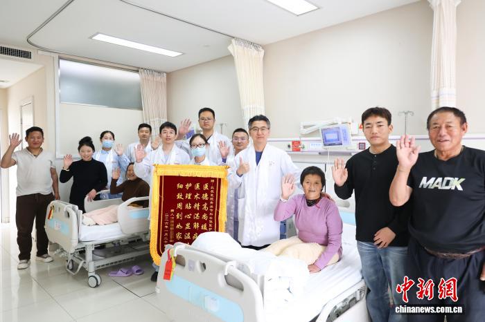 跨越四千公里的“膝”望：天津医护为藏族同胞重塑行走人生