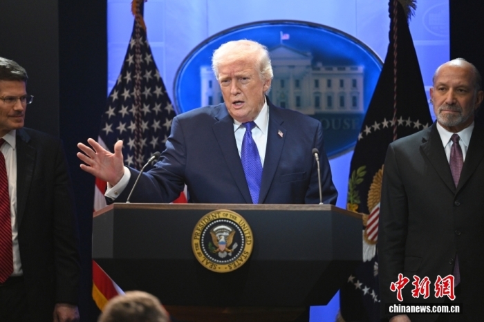 资料图：美国总统特朗普。中新社记者 陈孟统 摄