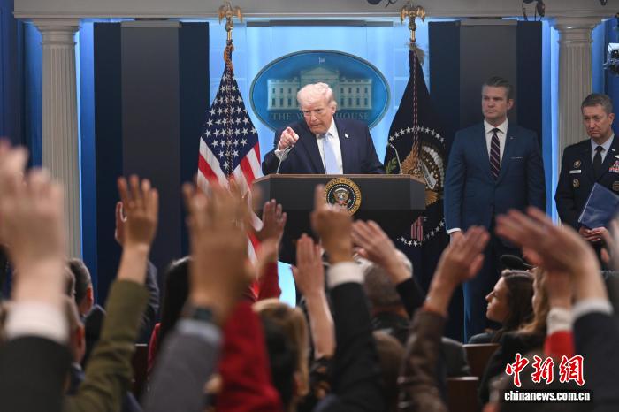 东西问丨伊朗战事，暴露美国工业