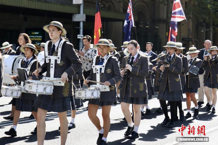 澳大利亚举行“澳新军团日”纪念