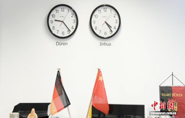 （友城故事）两个时钟见证二十五载：金华与迪伦“更同频”